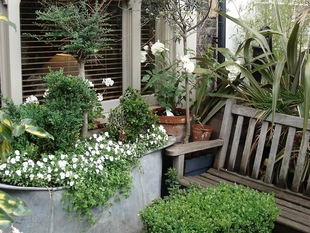 St Alfeges Bed & Breakfast London