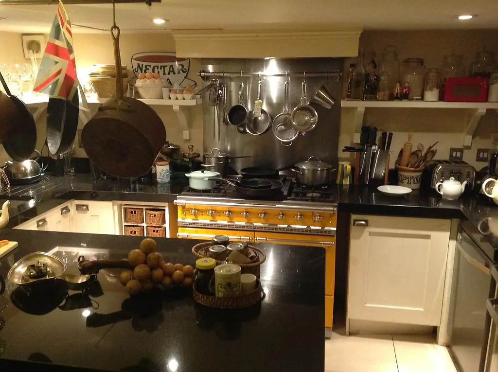 St Alfeges 4*, London United Kingdom